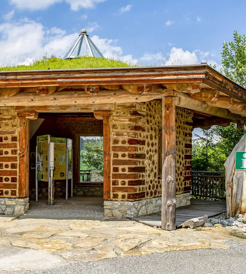 Der Naturpavillon in St. Georgen am Walde – Start aller Wanderwege