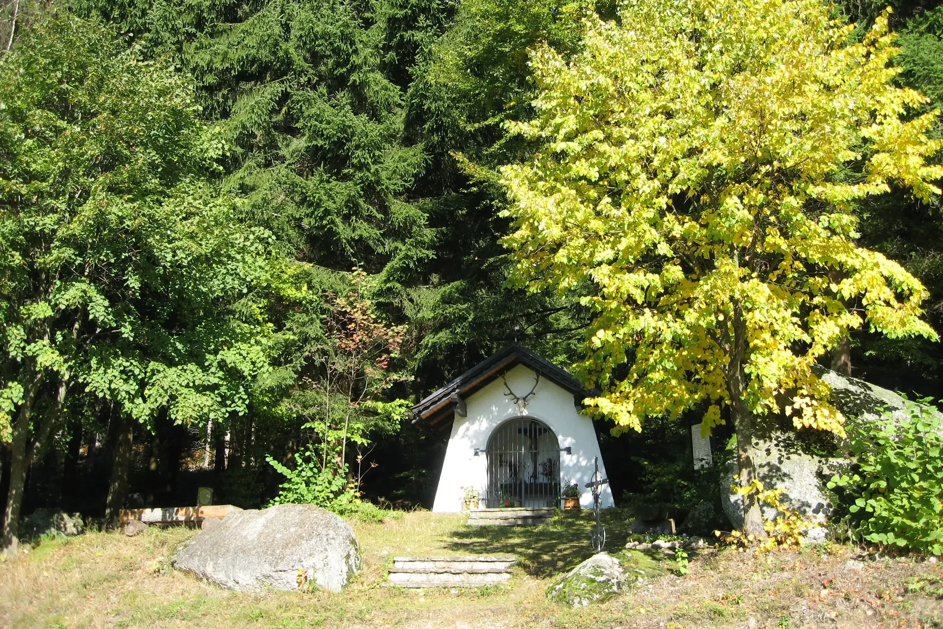 Laub_Hubertuskapelle e1750858003568